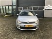 Volkswagen Polo - 1.0 BlueMotion Edition Navigatie 16 Inch LM-velgen / Auto verkeerd in nieuwstaat ! - 1 - Thumbnail