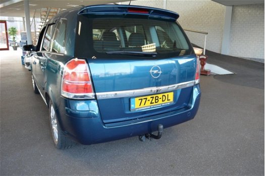 Opel Zafira - 2.2 Temptation ECC / TREKHAAK(1500KG) - 1