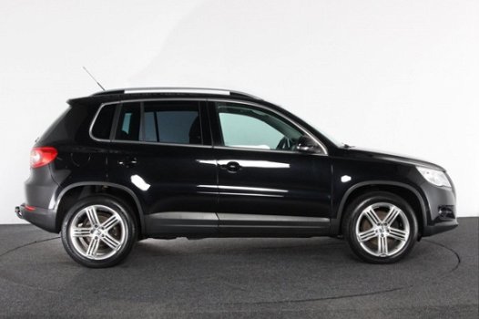 Volkswagen Tiguan - 1.4 TSI Comfort&Design 4Motion | motor compleet gereviseerd. zuigers en ketting - 1