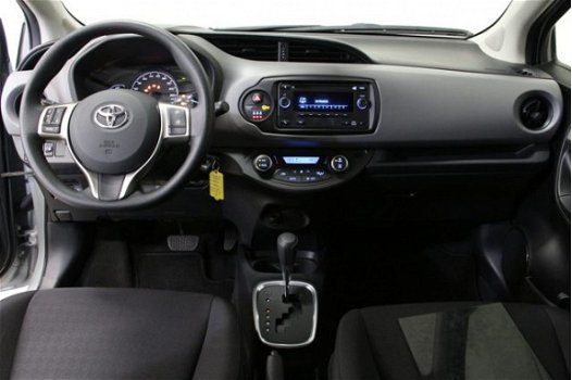 Toyota Yaris - 1.5 Hybrid Aspiration # AUTOMAAT + LM VELGEN - 1