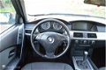 BMW 5-serie - 520i Executive Automaat / NAP / Navi /NIEUWSTAAT - 1 - Thumbnail