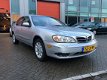 Nissan Maxima QX - 2.0 V6 Elegance 4drs Sedan - 1 - Thumbnail