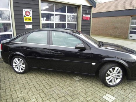 Opel Vectra GTS - 1.8-16V Executive zeer mooie auto, origineel nederlands lage km stand - 1