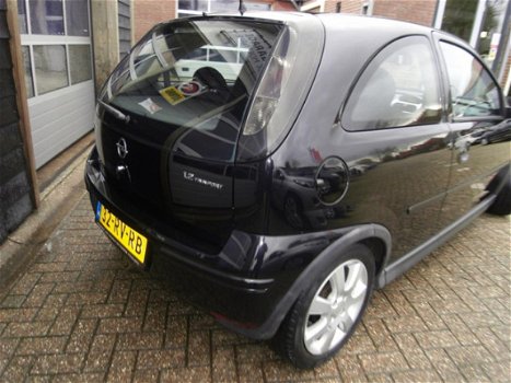 Opel Corsa - 1.2-16V Silverline leuke sportieve autozuinig rijden - 1