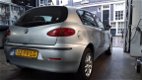 Alfa Romeo 147 - 1.9 JTD Distinctive - 1 - Thumbnail