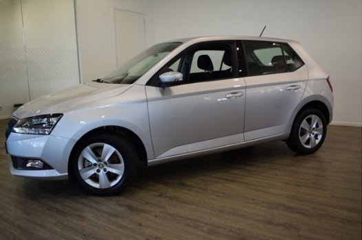 Skoda Fabia - 1.0 TSI 110 PK CLIMAT.C/PDC/LM-VELGEN/NAVIGATIE - 1