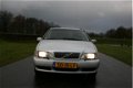 Volvo V70 - 2.5 - 1 - Thumbnail