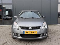 Suzuki Swift - 1.5 5D AUT Exclusive | Automaat | Airco | Keyless entry | Android Tablet