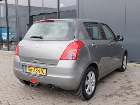 Suzuki Swift - 1.5 5D AUT Exclusive | Automaat | Airco | Keyless entry | Android Tablet - 1