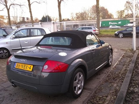 Audi TT - 1.8 5V Turbo Cabriolet - 1