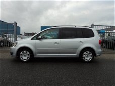 Volkswagen Touran - 1.6 TDI 105pk Comfortline Navi