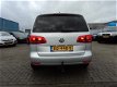 Volkswagen Touran - 1.6 TDI 105pk Comfortline Navi - 1 - Thumbnail