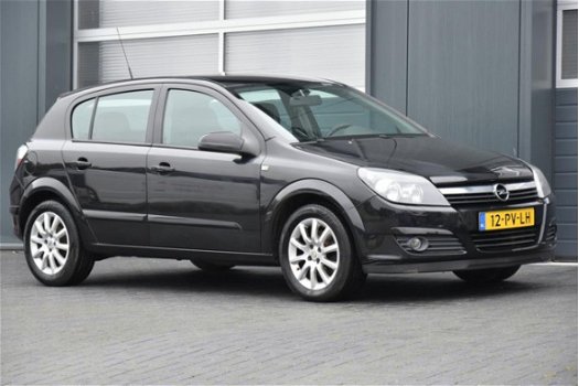 Opel Astra - 1.4 Essentia Airco 5 Deurs Nieuw Type - 1