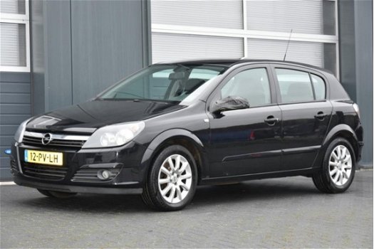 Opel Astra - 1.4 Essentia Airco 5 Deurs Nieuw Type - 1