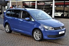 Volkswagen Touran - 1.4 TSI Highline 7p. '7 PERSOONS, AUTOMAAT, TREKHAAK, CRUISE CONTR, NW APK'