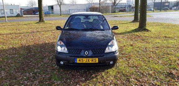 Renault Clio - 1.6-16V Initiale - 1