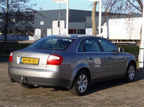 Audi A4 - 2.0 Pro Line Nieuwe Distr. APK 11-20 - 1