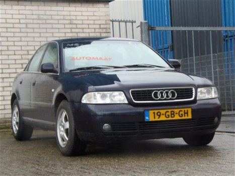 Audi A4 - 1.8 5V Advance Aut. APK 2021 - 1