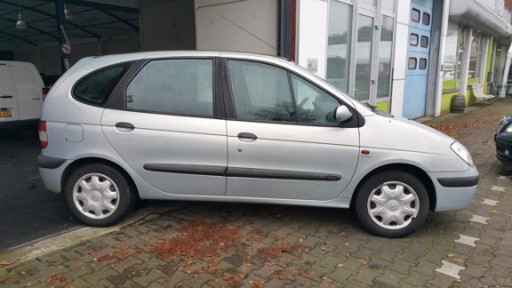 Renault Scénic - 1.6-16V Nap APK Clima Airco - 1