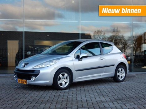 Peugeot 207 - XR 1.4 - 1