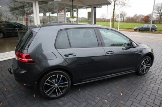 Volkswagen Golf - 1.4 TSI GTE, Plug in Hybride, INCL. BTW, LAADPAAL, panoramadak, - 1