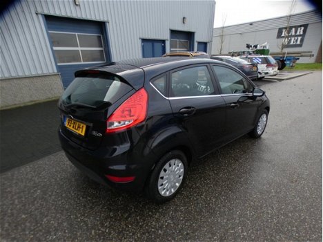 Ford Fiesta - 1.6 TDCi ECOnetic Lease Titanium / cruise control / climate control - 1