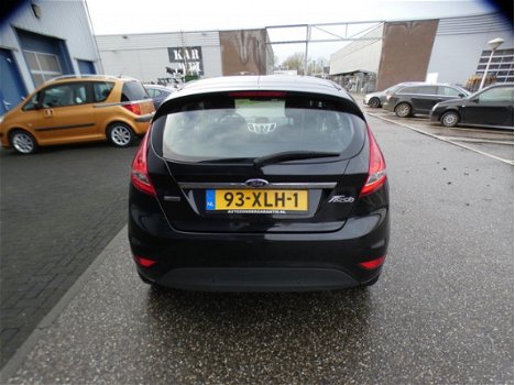 Ford Fiesta - 1.6 TDCi ECOnetic Lease Titanium / cruise control / climate control - 1