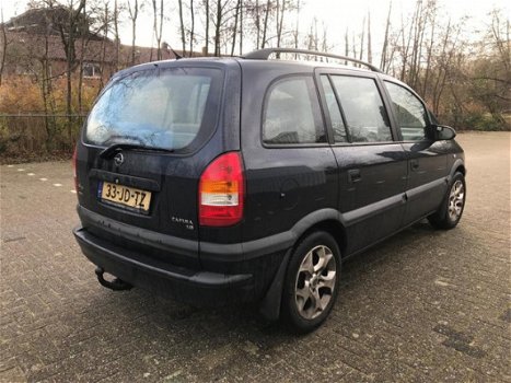 Opel Zafira - 1.8-16V Comfort Mooie auto rijdt en schakelt perfect - 1