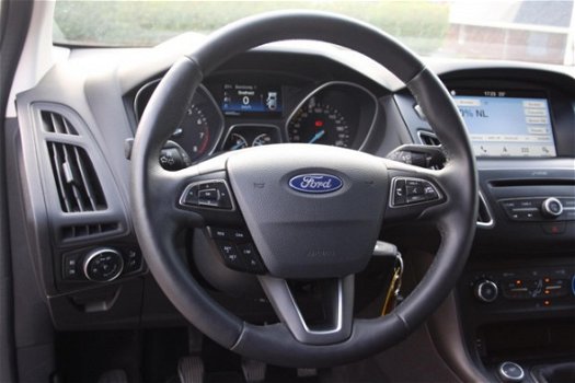 Ford Focus Wagon - 1.0 Lease Edition navigatie - 1