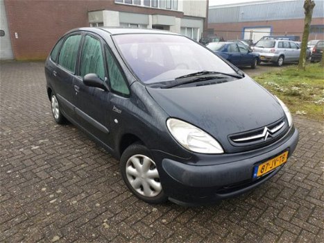 Citroën Xsara Picasso - 1.8i-16V Plaisir Airco - 1