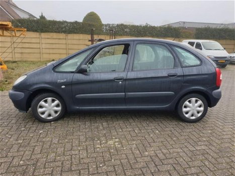 Citroën Xsara Picasso - 1.8i-16V Plaisir Airco - 1