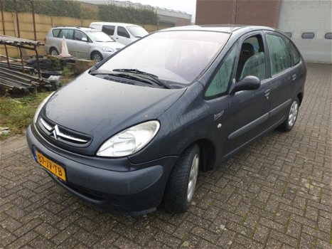 Citroën Xsara Picasso - 1.8i-16V Plaisir Airco - 1