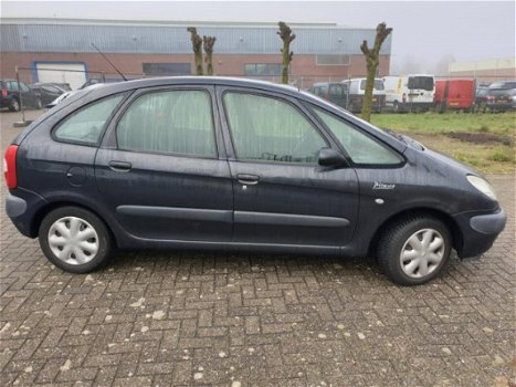 Citroën Xsara Picasso - 1.8i-16V Plaisir Airco - 1