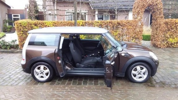 Mini Mini Clubman - 1.6 Cooper met clima en cruise control - 1