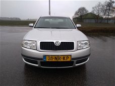 Skoda Superb - 2.0 Comfort Dealer Onderhouden APK tot 08-2020 Rijdt en schakelt goed