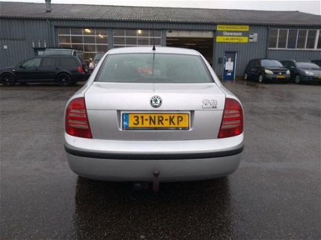 Skoda Superb - 2.0 Comfort Dealer Onderhouden APK tot 08-2020 Rijdt en schakelt goed - 1