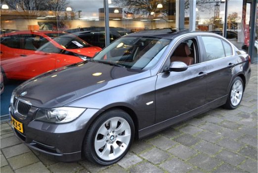 BMW 3-serie - 330i Executive | Climate C. | Stoelverwarming | Cruise C. | - 1