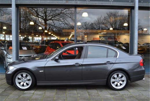 BMW 3-serie - 330i Executive | Climate C. | Stoelverwarming | Cruise C. | - 1