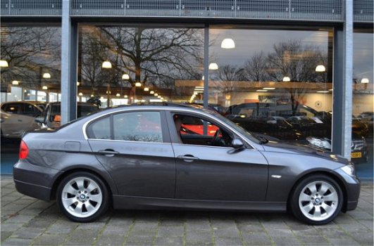 BMW 3-serie - 330i Executive | Climate C. | Stoelverwarming | Cruise C. | - 1