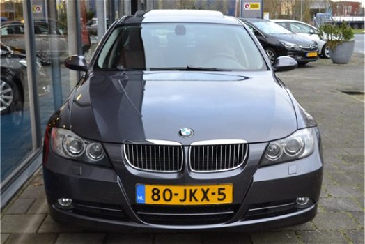 BMW 3-serie - 330i Executive | Climate C. | Stoelverwarming | Cruise C. | - 1