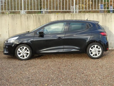 Renault Clio - TCe 90 Limited Navigatie / Climate / Keyless - 1