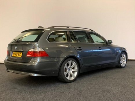 BMW 5-serie Touring - 525i Executive Youngtimer, PANO-DAK, High Executive, aankoopkeuring toegestaan - 1