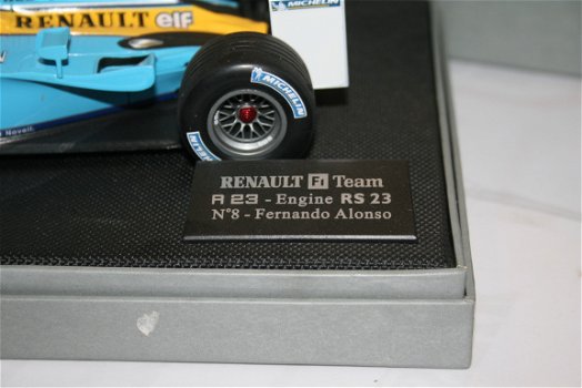 Renault F-1 Team F. Alonso 1/18 - 3