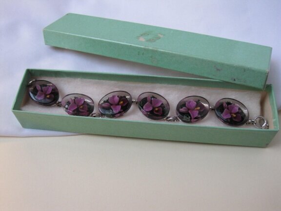 Armband zilverkleurig met lucite intaglio orchidee schakels 20 cm - Afbeelding 2