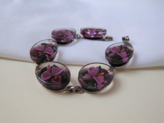 Armband zilverkleurig met lucite intaglio orchidee schakels 20 cm - Afbeelding 5