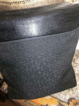 DKNY , Donna Karen zwarte leren tas met goudkleur ketting hengsel - 6
