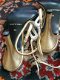 Goudkleurige schoenen van PIERRE CARDIN - 4 - Thumbnail