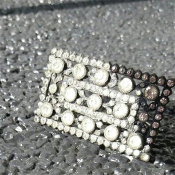 Oude sieraden: broche met strass, baquette vorm - 1