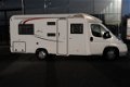 BÃ¼rstner Nexxo T 660 korte camper Frans bed - 3 - Thumbnail