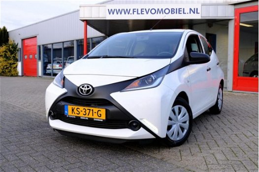 Toyota Aygo - 1.0 VVT-i x-now 5-Deurs Airco - 1